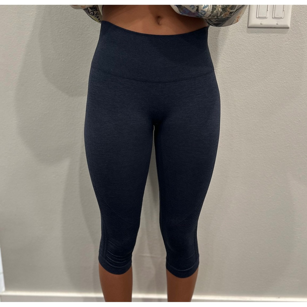 Lululemon Ebb to Street Tight II Blue Heathered Ruched Capri Leggings Size 2